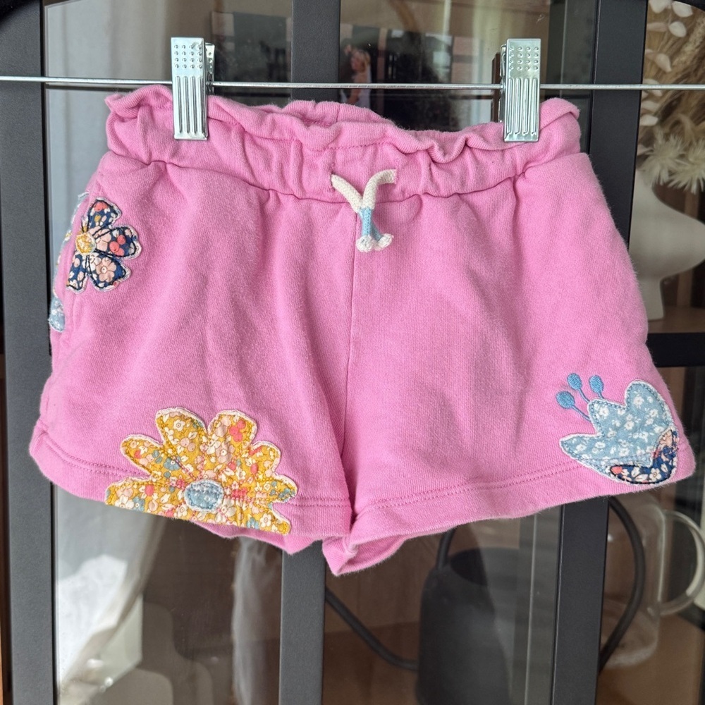 Mini Boden applique flowers jersey shorts floral toddler girl drawstring pockets
